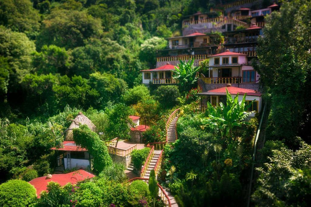 Jenna'S River Bed And Breakfast Jucanya Exterior photo
