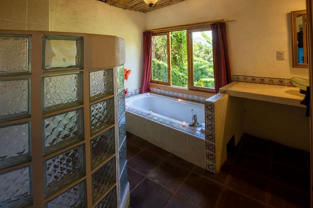Jenna'S River Bed And Breakfast Jucanya Exterior photo