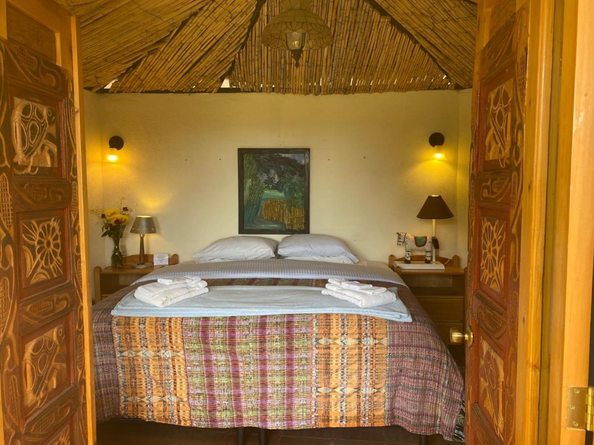 Jenna'S River Bed And Breakfast Jucanya Exterior photo
